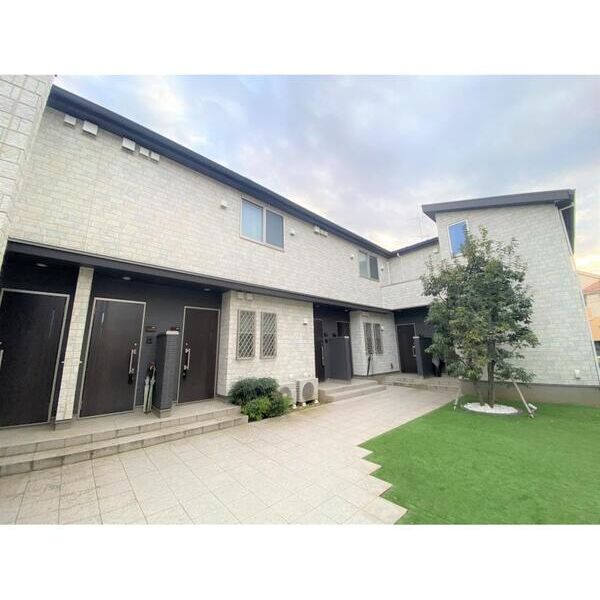 Charmant　K105号室 エントランス