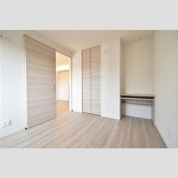 Pear Residence201号室 居室