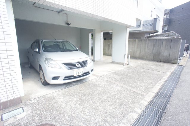 フェリーチェ八千代台0101号室 駐車場