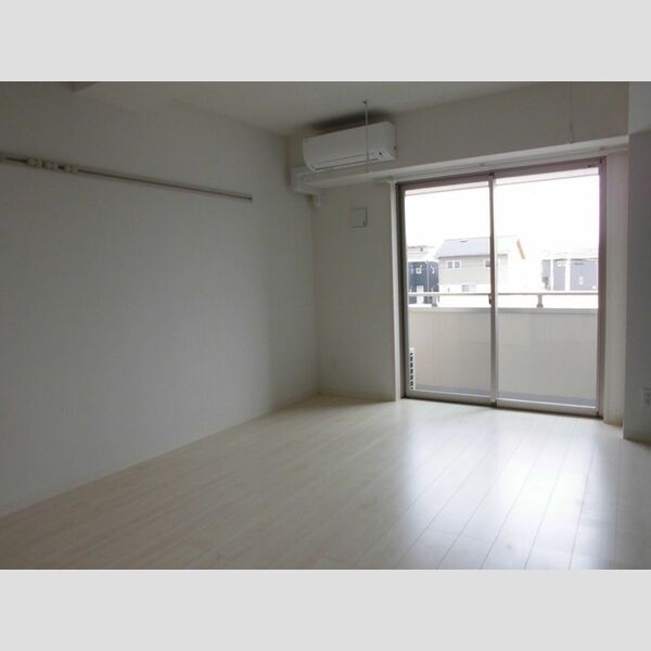 セントラルおおたかの森205号室 洋室8.8帖