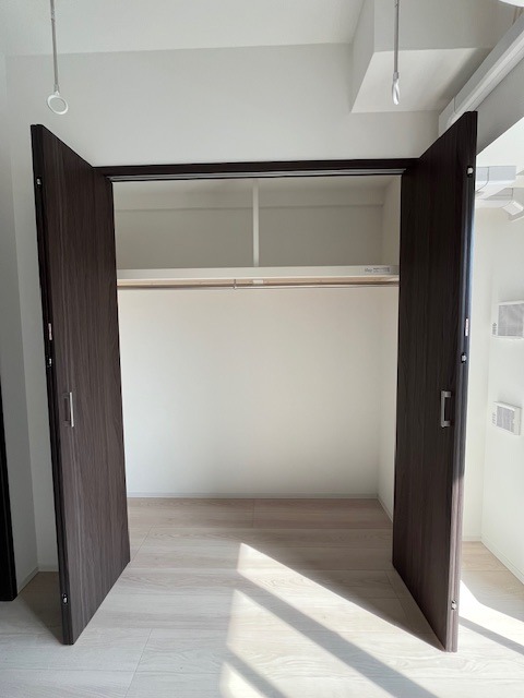 ワンルーフレジデンス台東根岸3階 収納