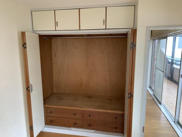 イズミビル 内観