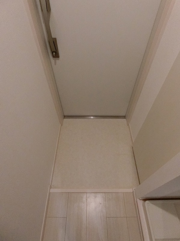 リブリ・平塚代官町 玄関