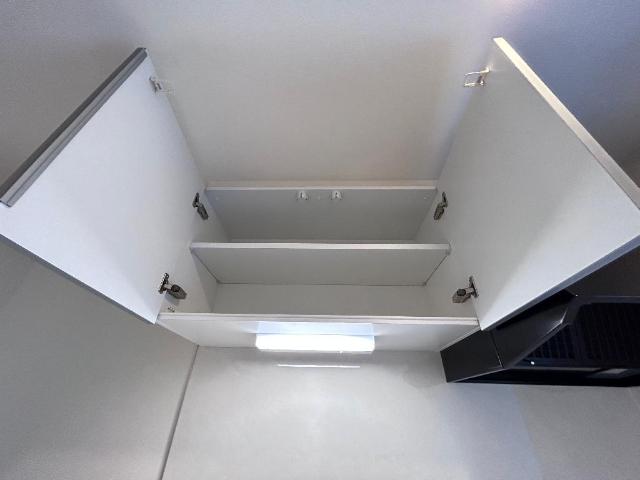 ビレッジ高坪Ⅳ キッチン上収納