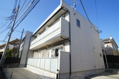 リブリ・フリーウェイ1階 外観