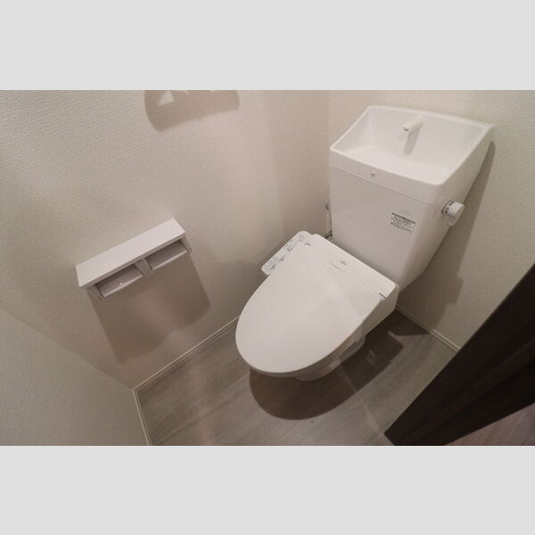 ユートリー　Ⅲ202号室 温水洗浄暖房便座