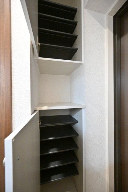 エルミ上落合 収納