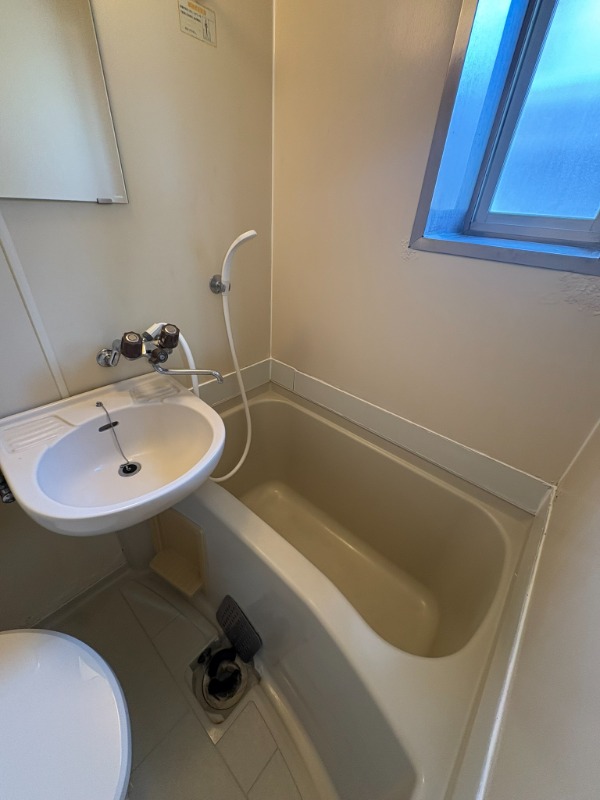 ローズアパートＲ４８番館(R-048) お風呂