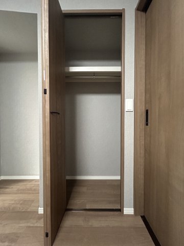 アルティザ上野毛0204号室 収納