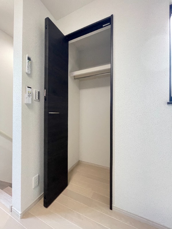 マーレ世田谷2階 収納