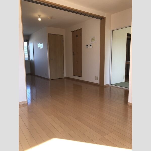 グリーンハイツ205号室 LDK10.5帖