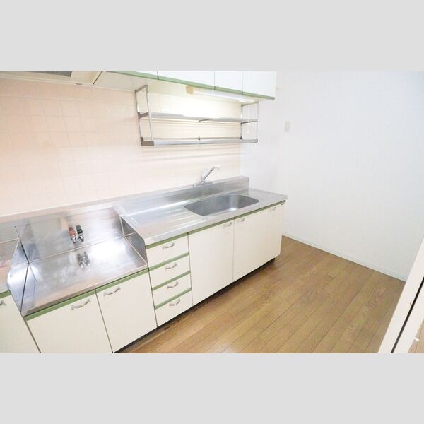 グランソレイユ大宮207号室 キッチン