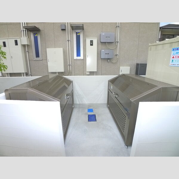 エヴァーラスティング千葉210号室 ゴミ置場