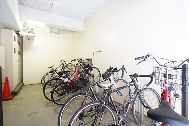 プライムステイ築地9階 駐輪場