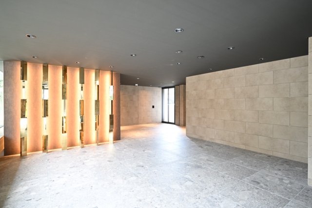 ウィルローズ北浦和 エントランス