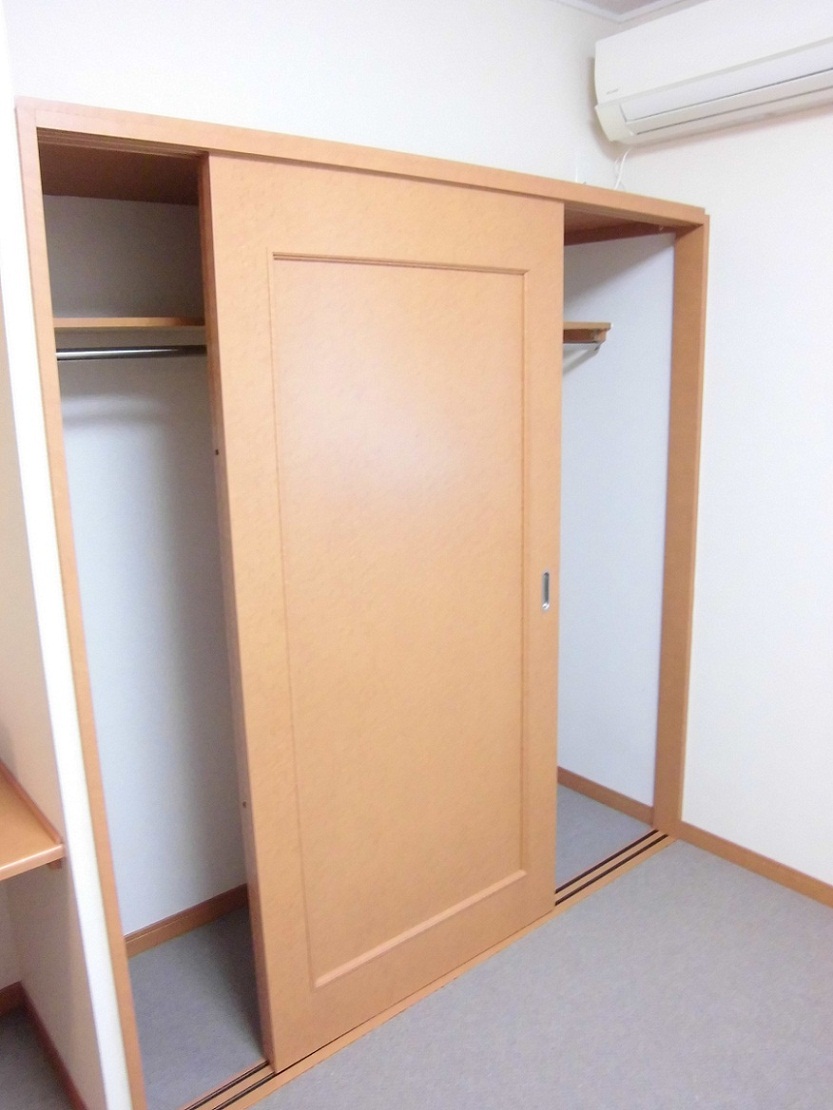 レオパレスルート４セイジィ102号室 内観