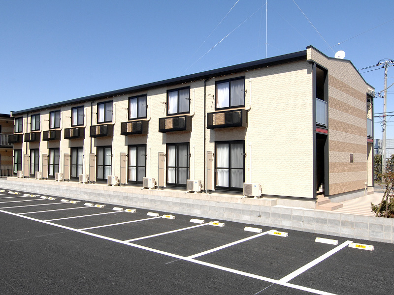 レオパレスアゼリアコートの外観画像