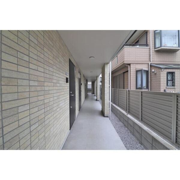 シエル弘明寺303号室 エントランス