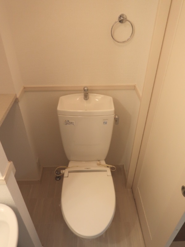 アパートメントKASAIⅡ トイレ