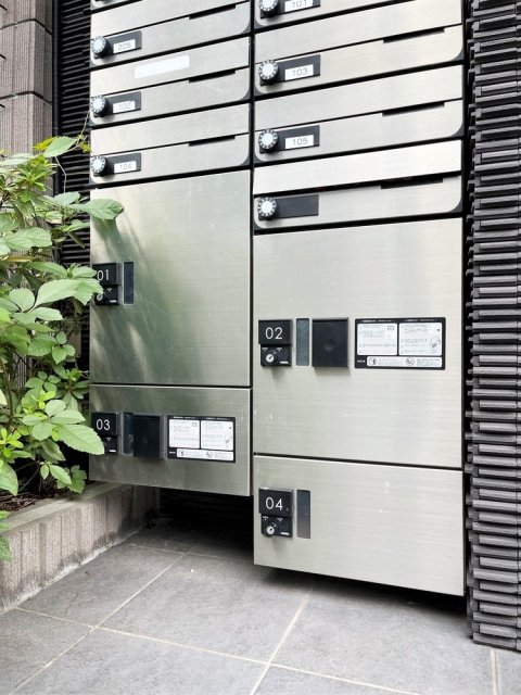 メゾン・ド・ソレイユ蒲田1階 宅配BOX