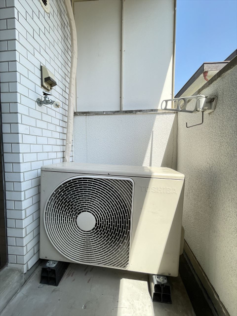 スカイコート落合209号室 室外洗濯機置場