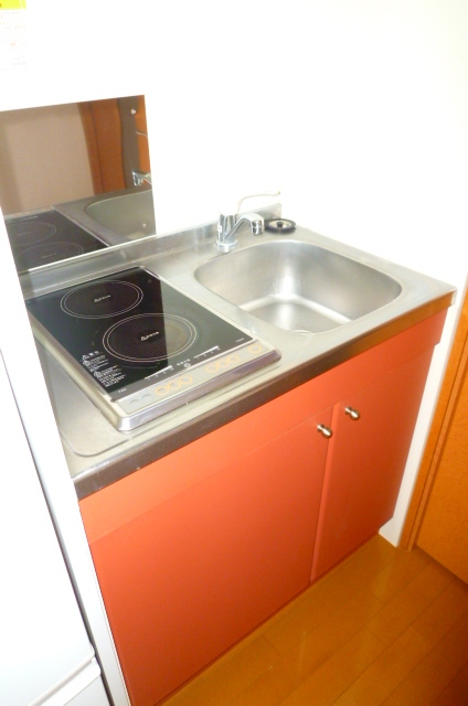 レオパレスコルサ109号室 ベッド