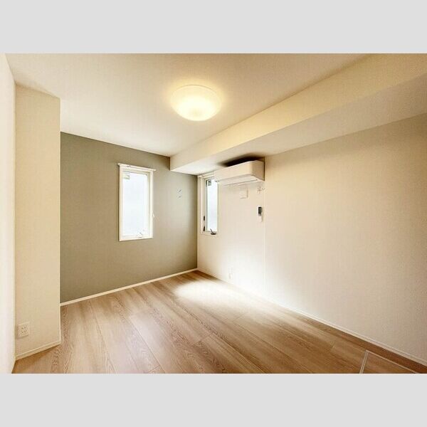 プライム レジデンス102号室 洋室