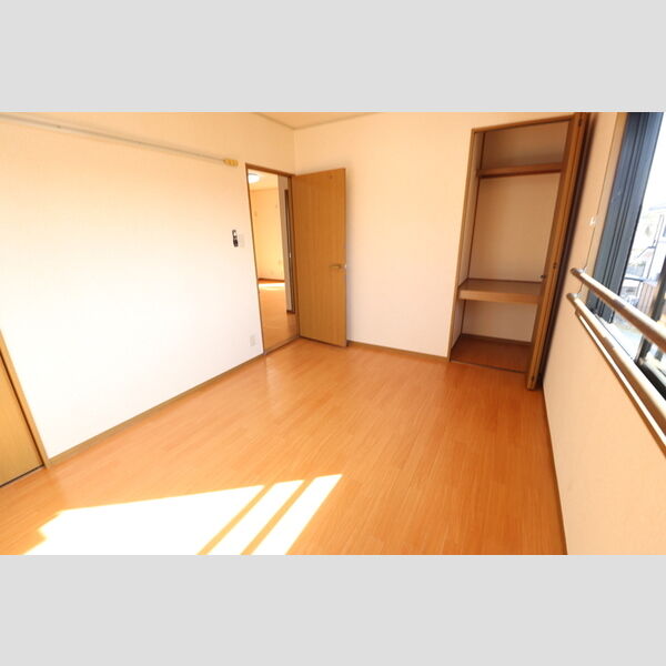 ヴィルヌーブ　A/B/CC201号室 洋室
