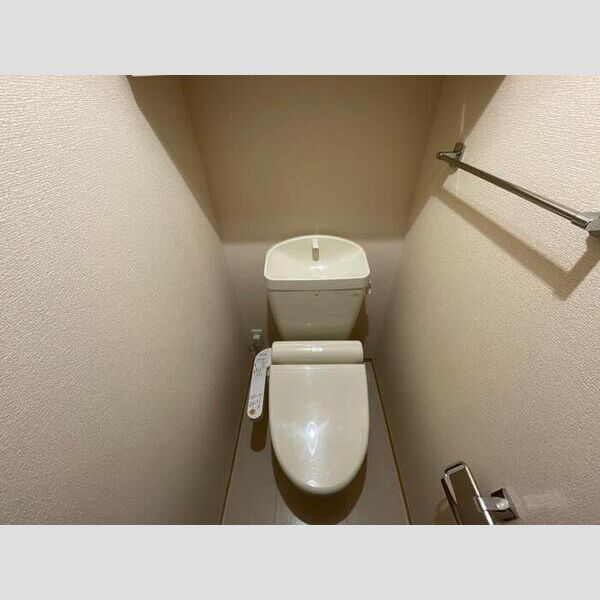 ウィット薬円台 トイレ