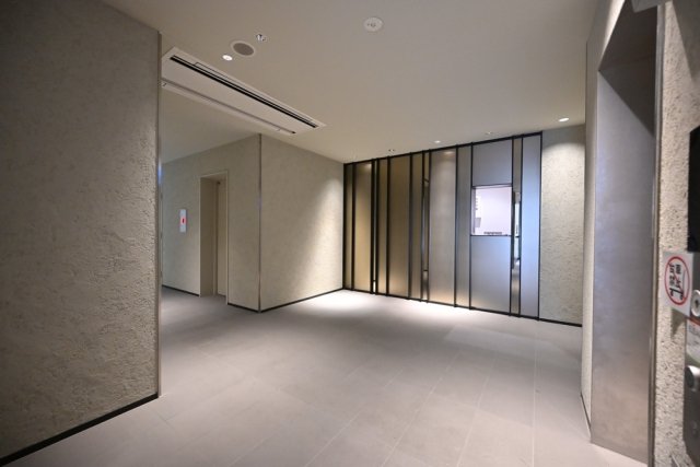 アトラス西早稲田3階 エントランス