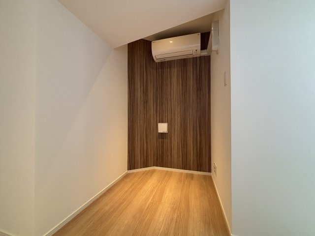 Log入谷／ログ入谷1202号室 Log入谷