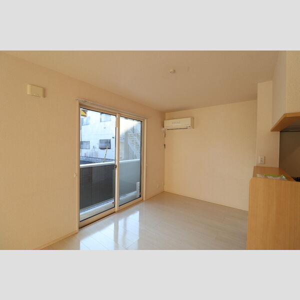 レセンテ小仲台 LDK