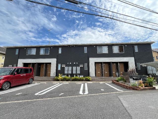 フリュレーヴ 外観写真（昼）