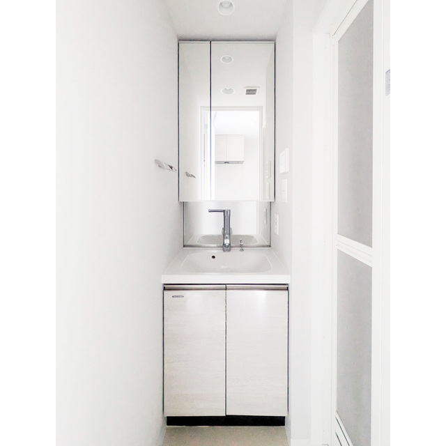 オーパスホームズ川口1304号室 内観