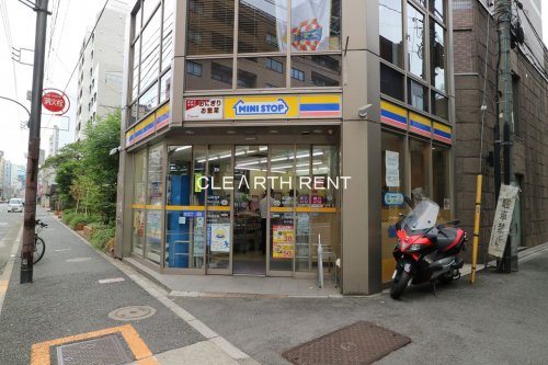 コンシェリア南青山 【コンビニエンスストア】ミニストップ 南青山6丁目店まで203ｍ