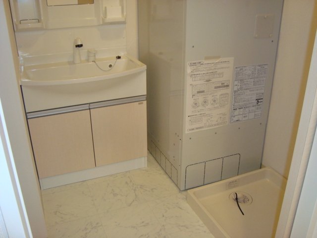 レフィナードＮ．Ｋ00105号室 洗髪洗面化粧台