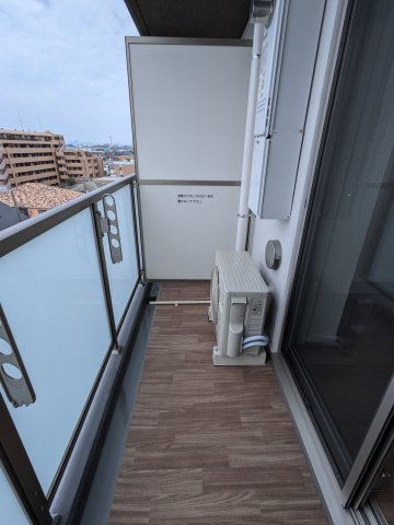 ケイディーエックスレジデンス原木中山0625号室 バルコニー