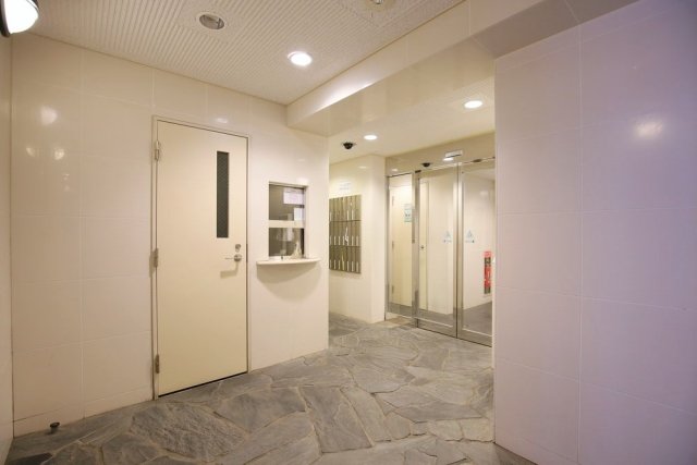 アクアリガーレ西日暮里イースト エントランス