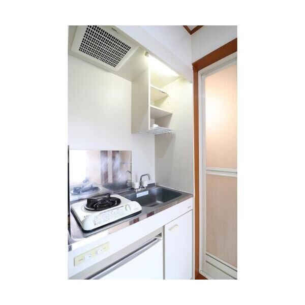 アメニティ東戸塚201号室 キッチン