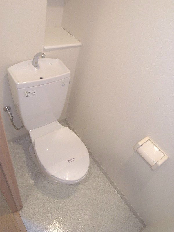 ビュークレスト小金井7階 トイレ