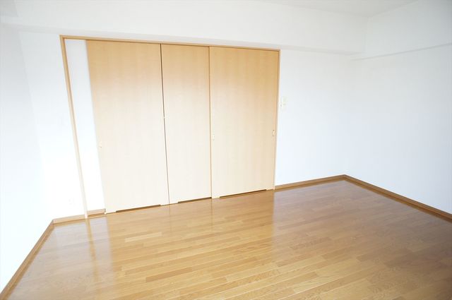 マリンパレス登戸0305号室 洋室