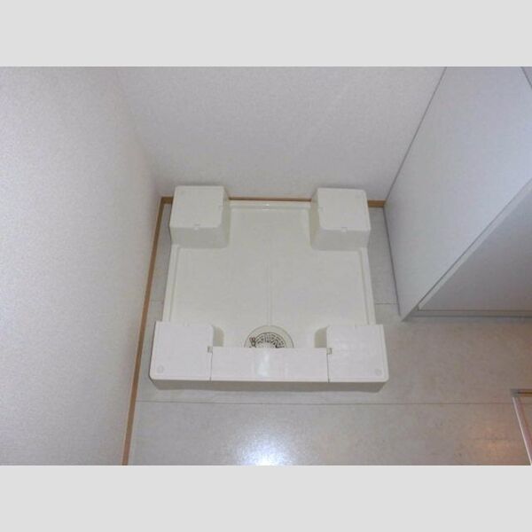 グランメール桜町　E202号室 室内洗濯機置き場