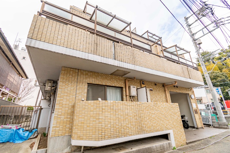 オレンジコートヒヨシ3階 外観