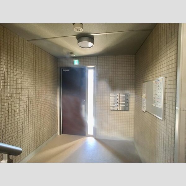 マニフィック エントランス