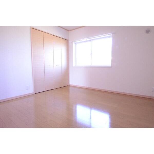 パークサイドヒルズ102号室 リビング