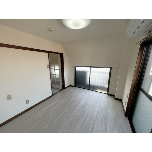 ドアーズ立川308号室 リビング