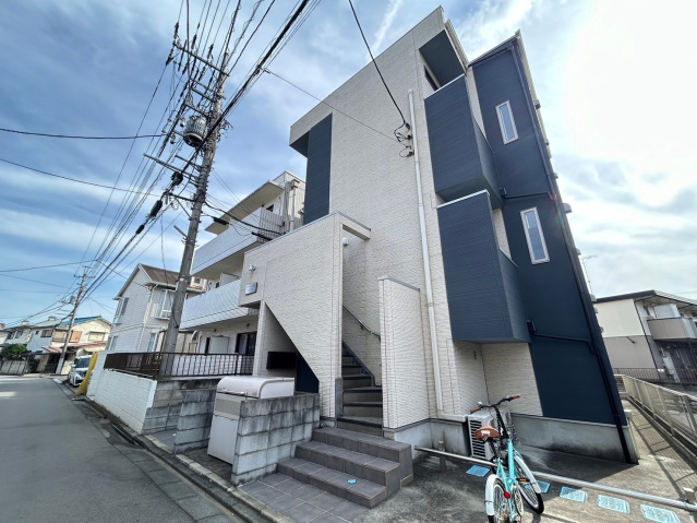 CB川越カローレの外観画像