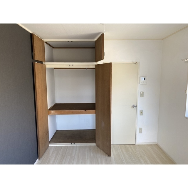 オークタウン 内観