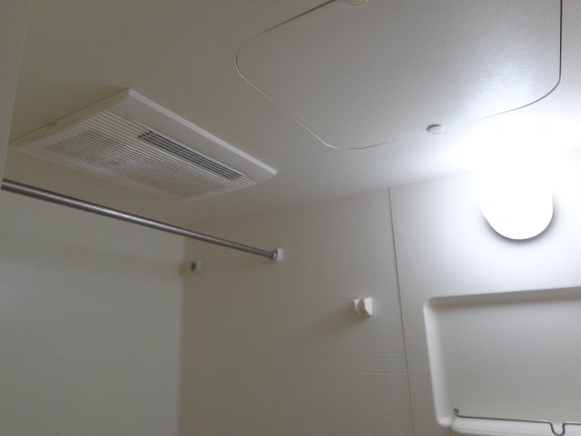 プランドールＹ’ｓ　Ⅰ00102号室 浴室乾燥機