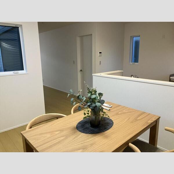 マイホームネクスト千城台東3丁目　4号棟 リビング